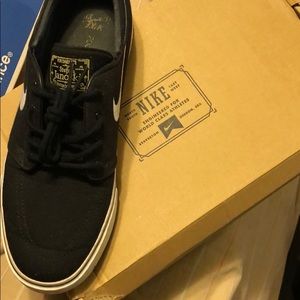Stefan janoski Nike skating shoes with box